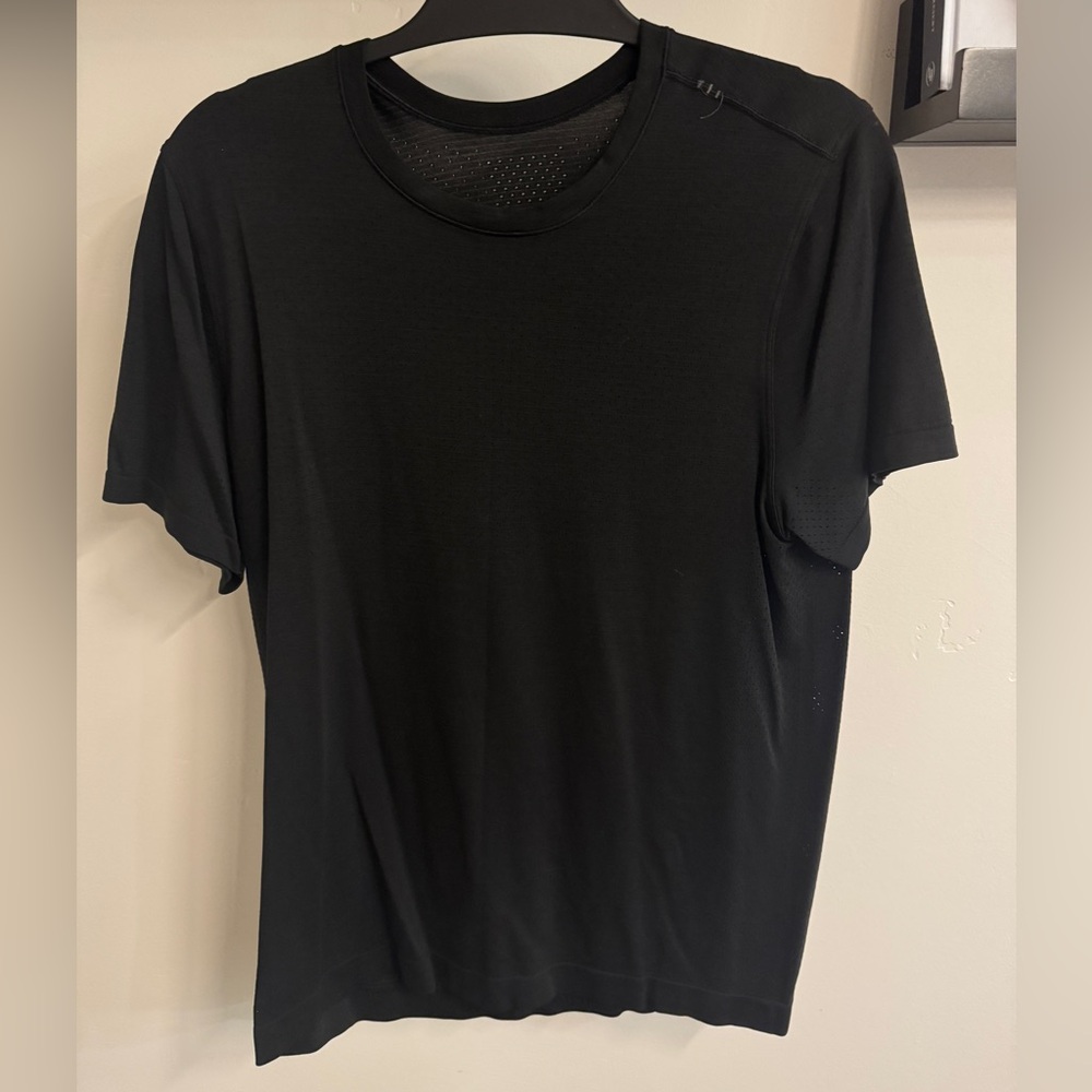 Men's Black Lululemon Metal Vent Tech, thin, extra vented.